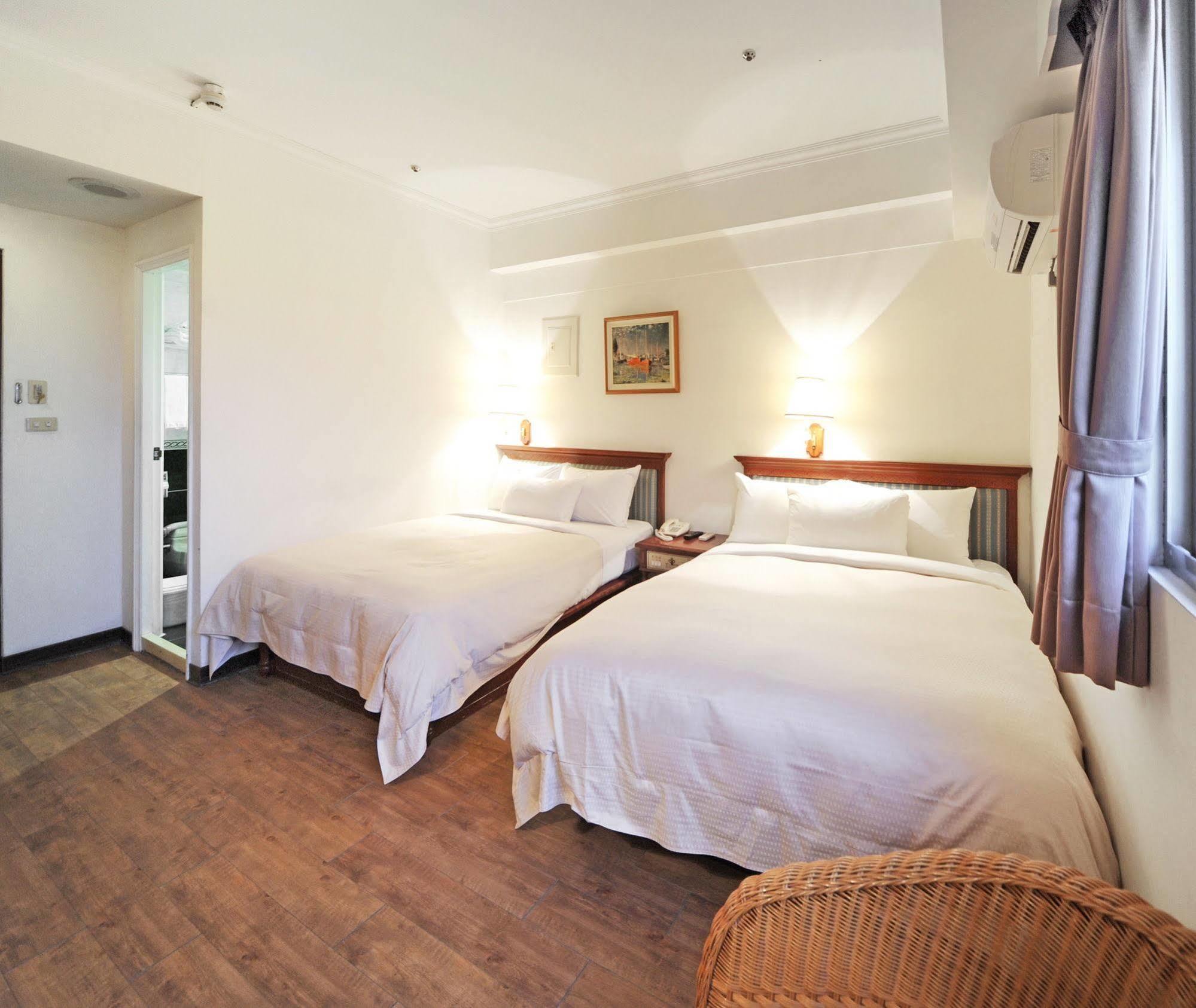 Kenting Holiday Hotel Хенгчун Экстерьер фото