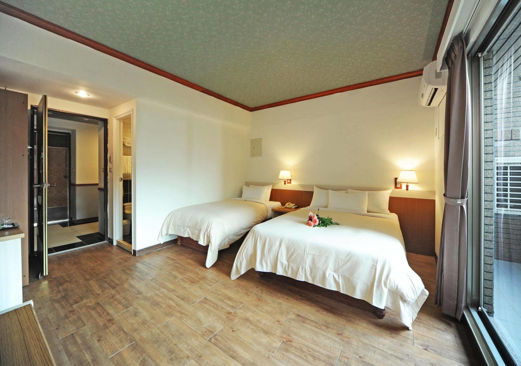 Kenting Holiday Hotel Хенгчун Экстерьер фото